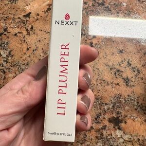 NWT Nexxt Lip Plumper!